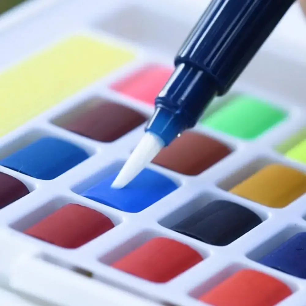 Estuche con 12 acuarelas