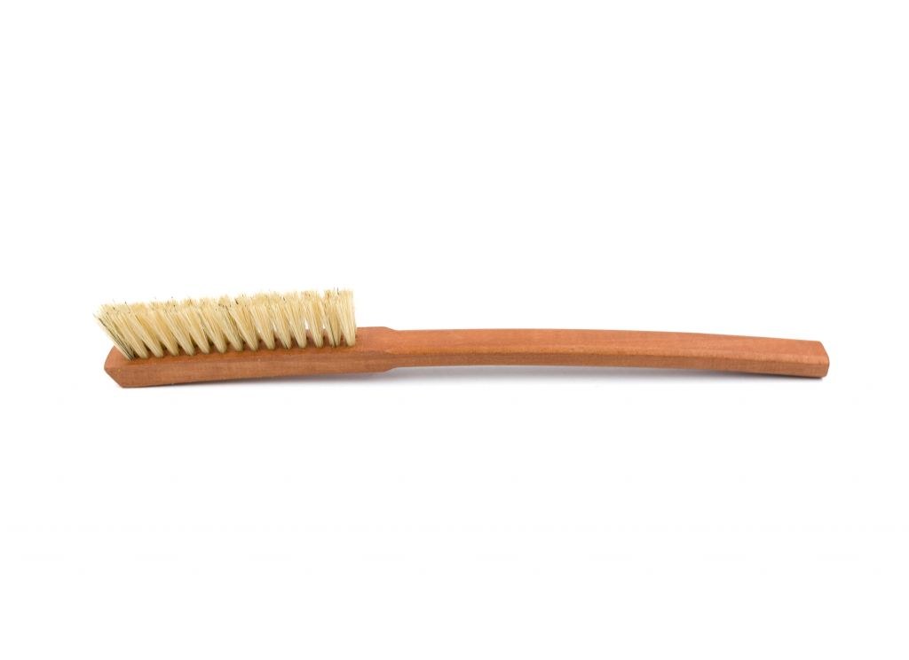 Cepillo de limpieza Kremer 86452531, cerda de jabalí clara suave de 15 mm y mango largo de madera